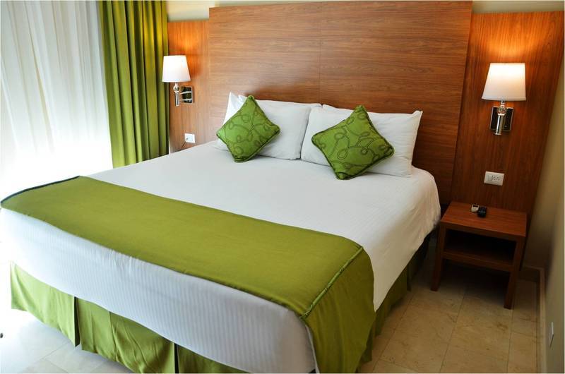 Hotel Suites Ambassador Панама Сити Екстериор снимка