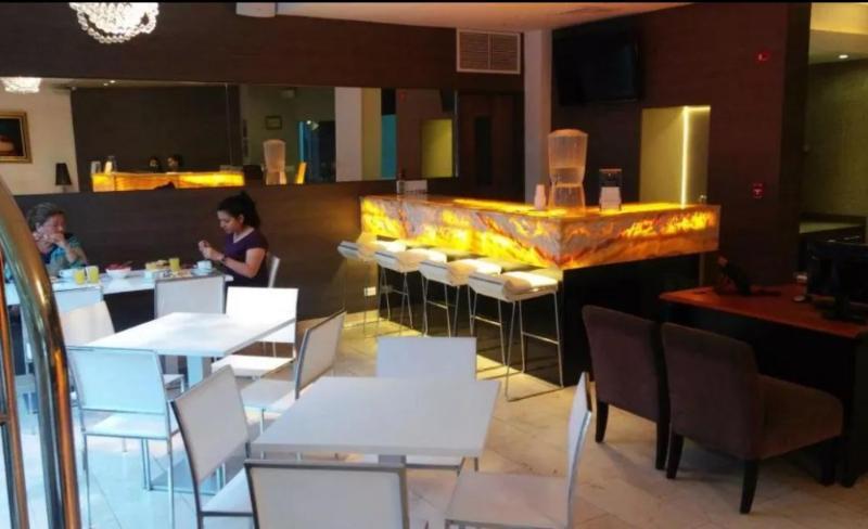 Hotel Suites Ambassador Панама Сити Екстериор снимка